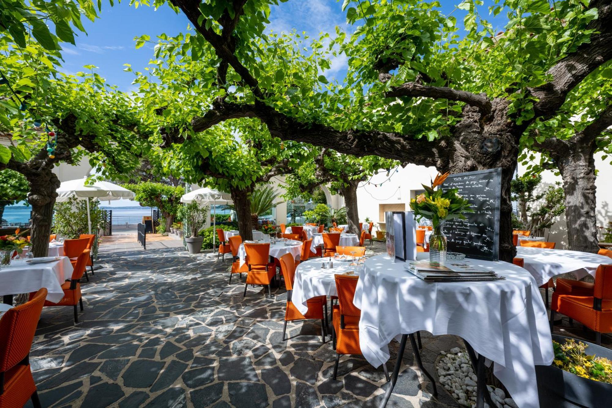 Hotel Le Provencal Logishotels لي إيسامبر المظهر الخارجي الصورة